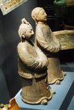 辽008 辽 男女陶俑.jpg