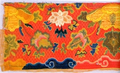 明 洒线绣花卉.jpg