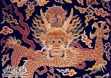 明 石青地蹙金绣升龙海水江崖云纹袍料局部.jpg