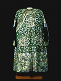 清 孔雀羽穿珠彩绣云龙吉服袍.jpg